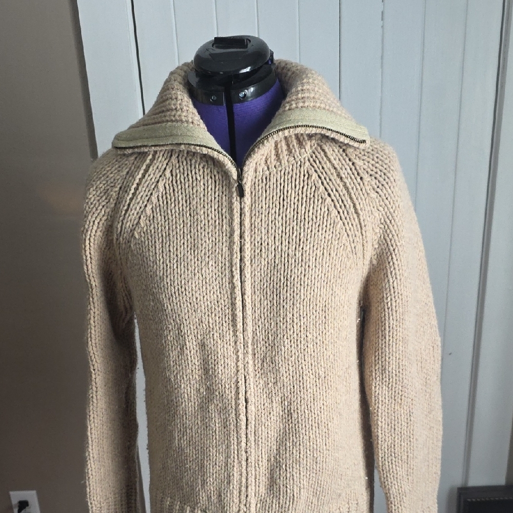 Old Navy Men's Tan Zip-Up Sweater